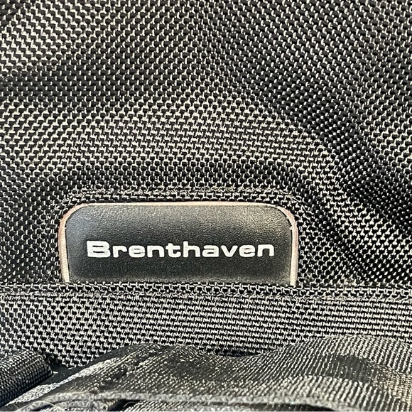 Brenthaven Black Padded Laptop Computer Messenger Crossbody Travel Bag - Picture 11 of 12